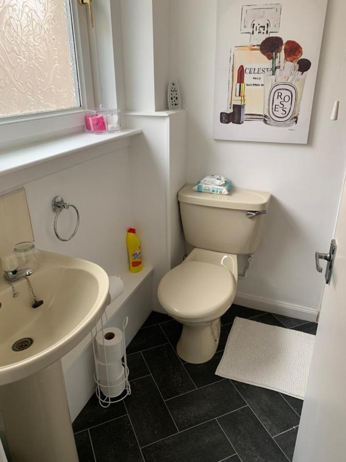 קלנדר Southfork Villa Guesthouse מראה חיצוני תמונה
