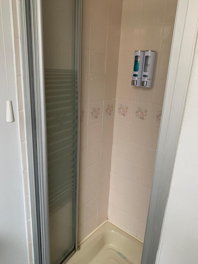 קלנדר Southfork Villa Guesthouse מראה חיצוני תמונה